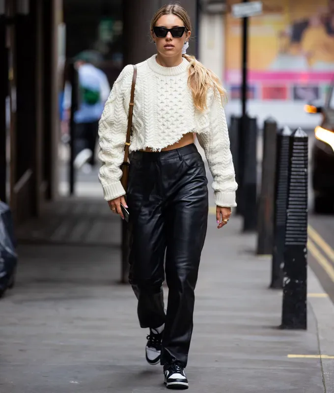 how to wear leather pants grunge' fetchpriority='auto' title='13 On-Trend Ways to Wear Leather Pants in 2024 (Plus One Look to Definitely Avoid)