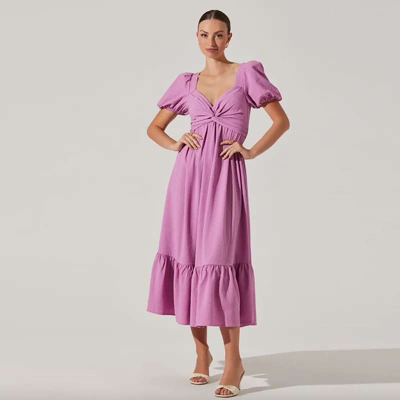 astr the label twist dress' title='14 Stores Like Abercrombie & Fitch for Staple Pieces and Trends Alike