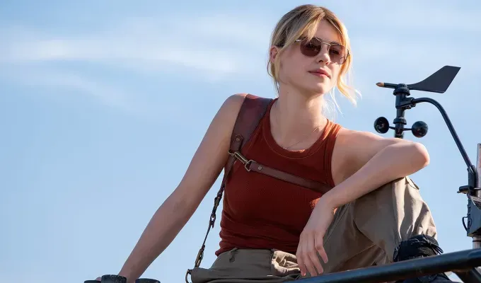 brown tank top kate twisters movie' fetchpriority='auto' title='Why Is No One Talking About the Best Part of ‘Twisters’?