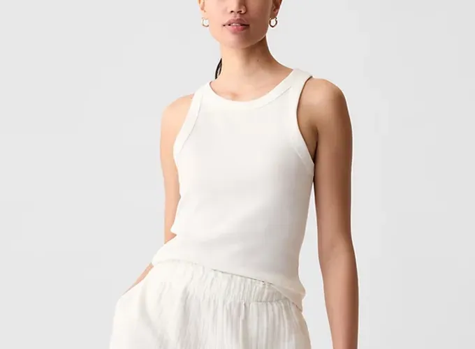 gap best tank tops twisters' title='Why Is No One Talking About the Best Part of ‘Twisters’?