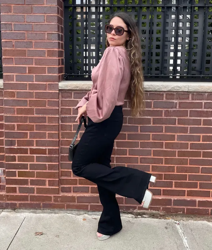 How to Wear Flare Jeans as a Petite: Original photo of Stephanie Maida' title='Flare Jeans Are Trending (Yet Again)—Here’s How to Pull Them Off as a Petite