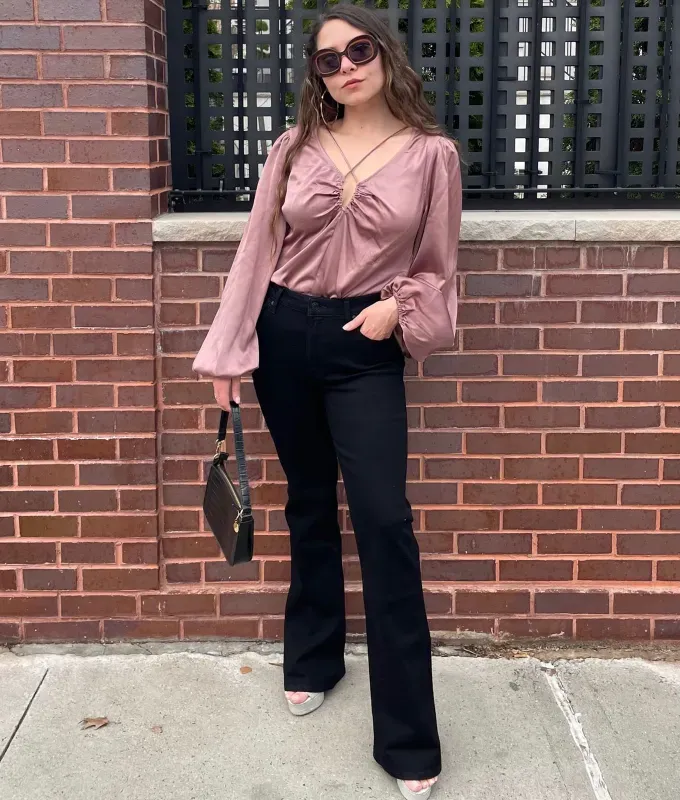 How to Wear Flare Jeans as a Petite: Original photo of Stephanie Maida' title='Flare Jeans Are Trending (Yet Again)—Here’s How to Pull Them Off as a Petite