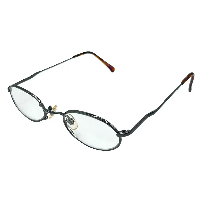 bayonetta glasses trend giant vintage oval' title='Bayonetta Glasses Are Back and We Have Some Thoughts