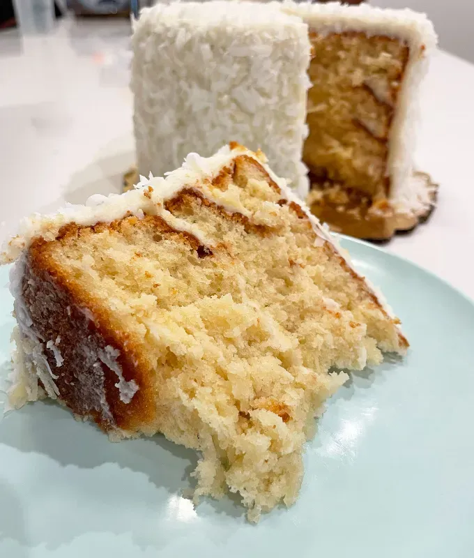 ina garten goldbelly cake review: ina’s coconut cake' title='Ina Garten Sells Cake on Goldbelly—but Is It Worth the Hamptons Price Tag? I Tasted It to Find Out