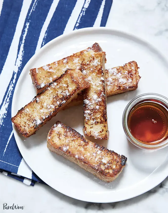 toddler dinner ideas: french toast sticks' title='31 Toddler Dinner Ideas Your Picky Eater Might Actually Try