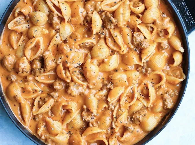 creamy beef and shells' title='49 Dinners You Can Make with a Jar of Tomato Sauce
