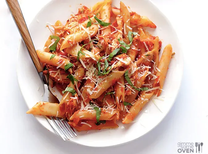 chicken parm baked ziti' title='49 Dinners You Can Make with a Jar of Tomato Sauce