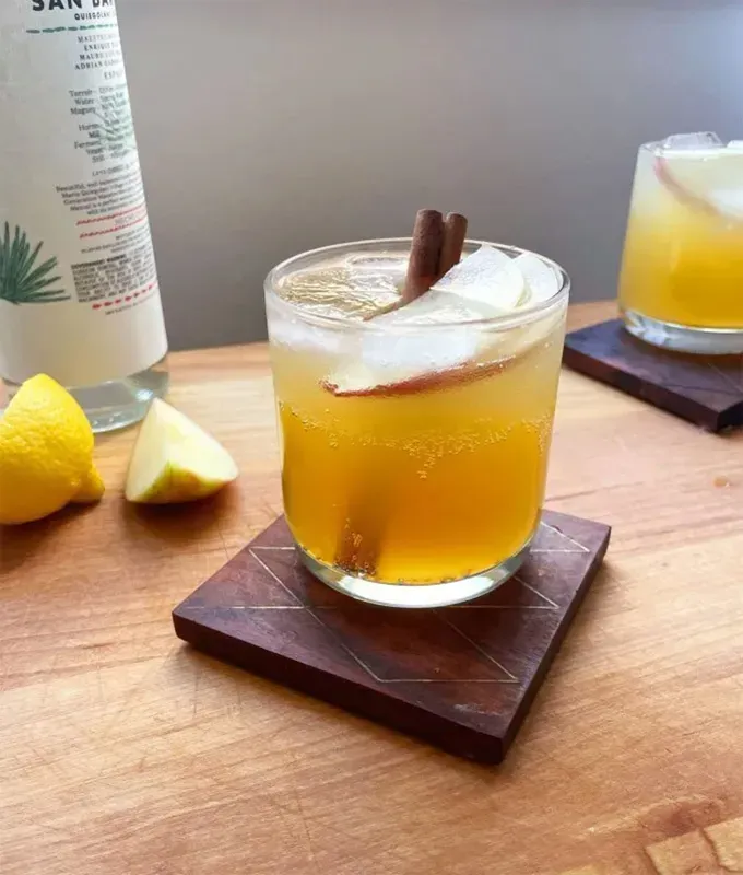 low-sugar cocktails: mezcal cider spritz' title='20 Delicious Low-Sugar Cocktails That Aren’t Syrupy-Sweet