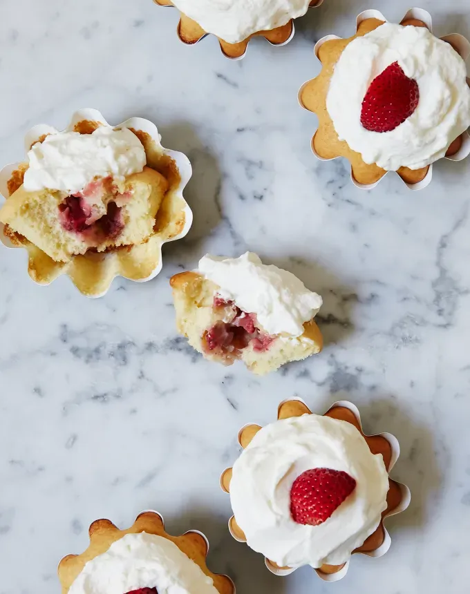 valentines day snacks: strawberry shortcake cupcakes.' title='31 Valentine’s Day Snacks That Make Sweet Lunchbox Treats