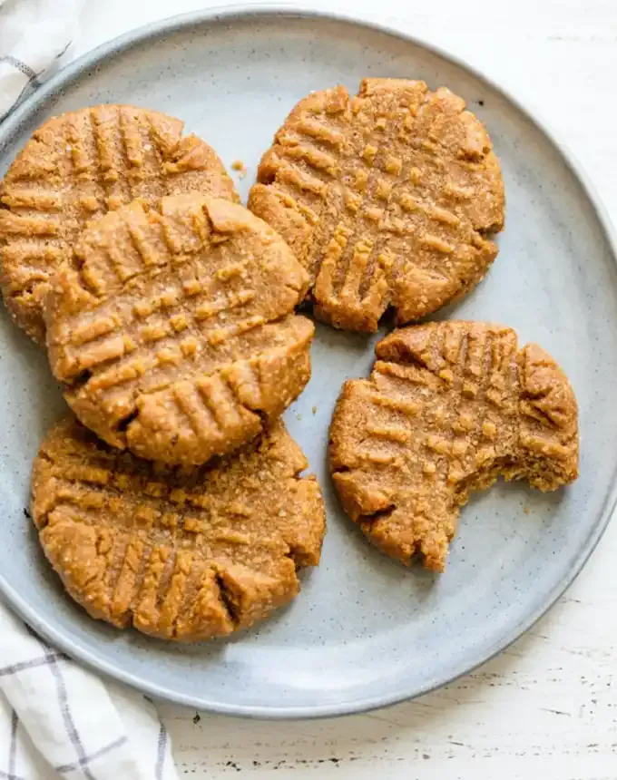 types of cookies: peanut butter cookies on a plate' title='The 23 Types of Cookies Every Baker Should Master