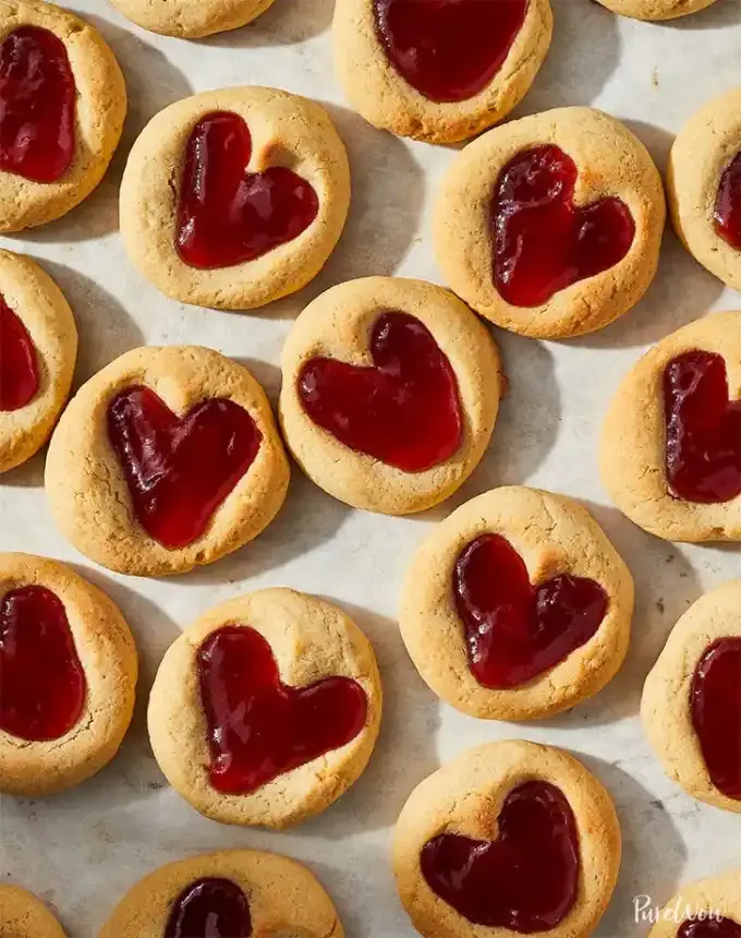 types of cookies: heart thumbprint cookies' title='The 23 Types of Cookies Every Baker Should Master
