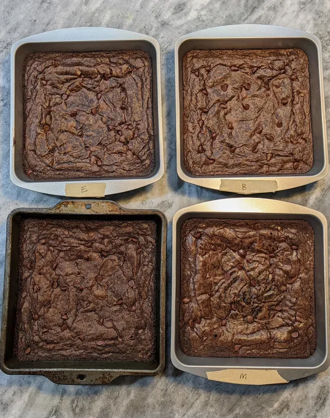 Kuinka tehdä box brownies fudgy: 3 online -hakkereita, testattu