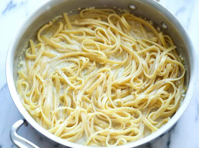 one-pot pasta recipes: creamy garlic pasta' title='27 One-Pot Pasta Recipes for Lazy Nights