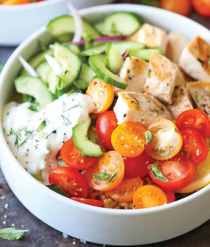 chicken meal prep recipes: greek chicken meal prep bowls' title='40 Chicken Meal Prep Recipes That Never Get Boring