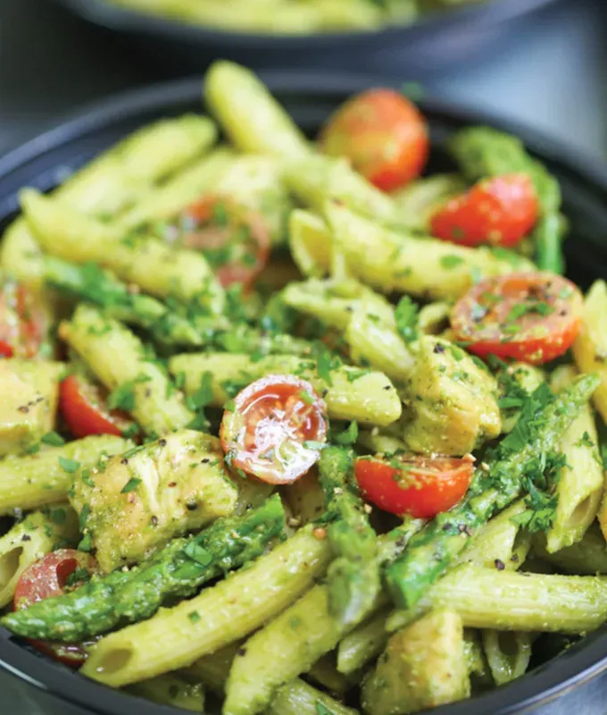 chicken meal prep recipes: chicken pesto pasta' title='40 Chicken Meal Prep Recipes That Never Get Boring