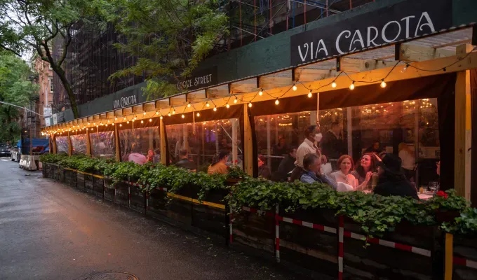 via carota in nyc' fetchpriority='auto' title='The 17 Best Restaurants Taylor Swift Has Been to in NYC (And What to Order at Each)