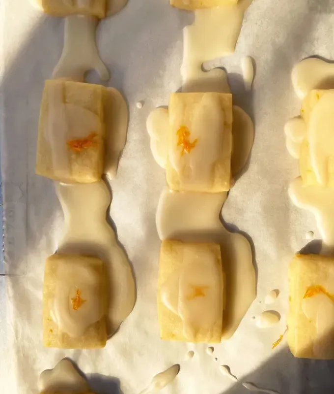 fall cookies: clementine meltaway cookies' title='37 Fall Cookies to Serve for Halloween Parties Thanksgiving Dinner or Any Old Weekday