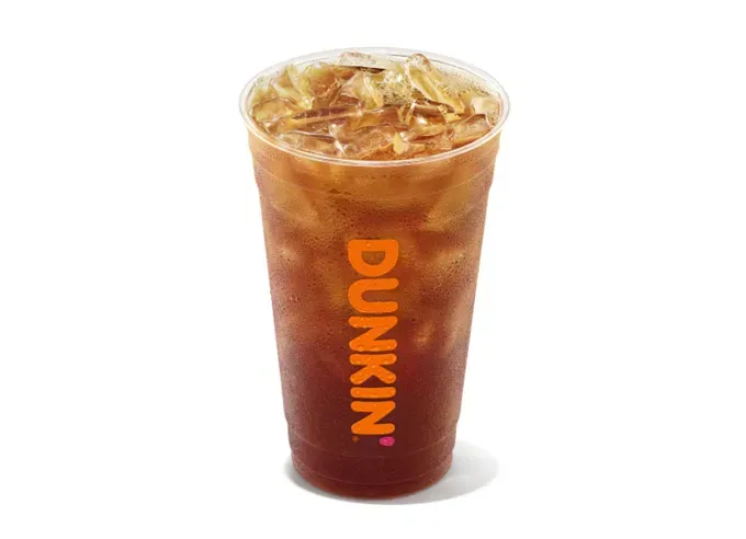 best dunkin’ drinks: iced tea' title='The 10 Best Dunkin’ Drinks According to Our Coffee-Sipping Editors