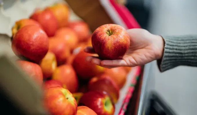 what are the cheapest fruits?: apples' fetchpriority='auto' title='What Are the Cheapest Fruits? 12 Fresh Produce Options That Are the Best Bang for Your Buck from Watermelon to Mangoes