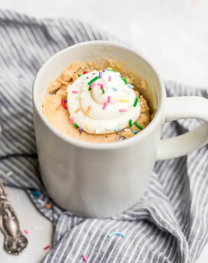 10 minute dessert recipes vanilla mug cake recipe' title='The Best 10-Minute Desserts to Satisfy Your Sweet Tooth Like Now