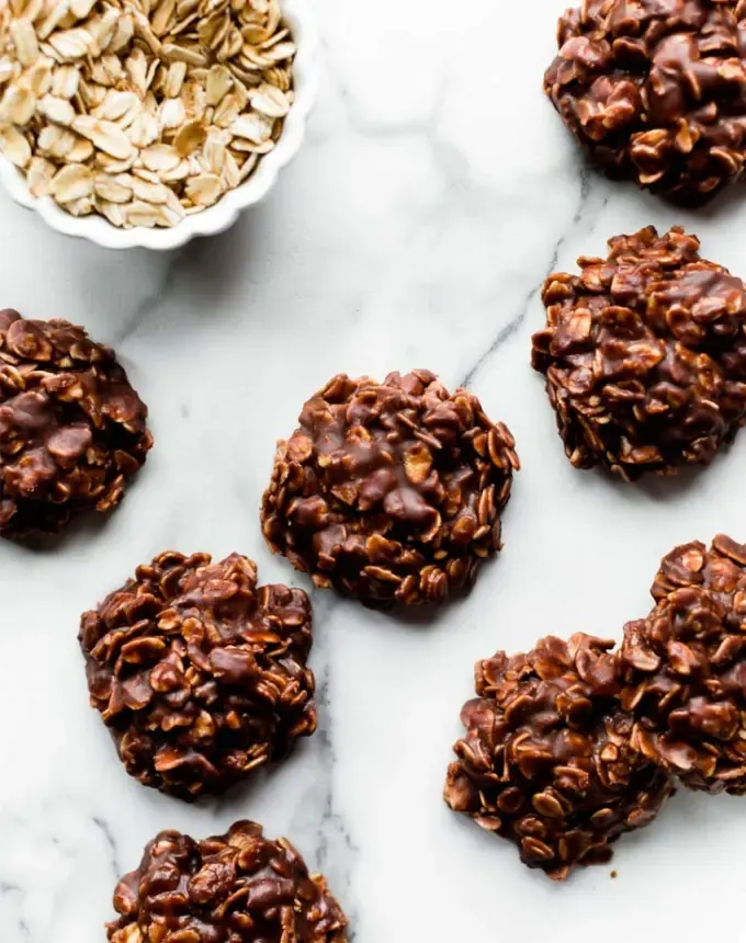 christmas snacks: chocolate peanut butter no-bake cookies' title='65 Christmas Snacks Even the Busiest Hosts Can Pull Off