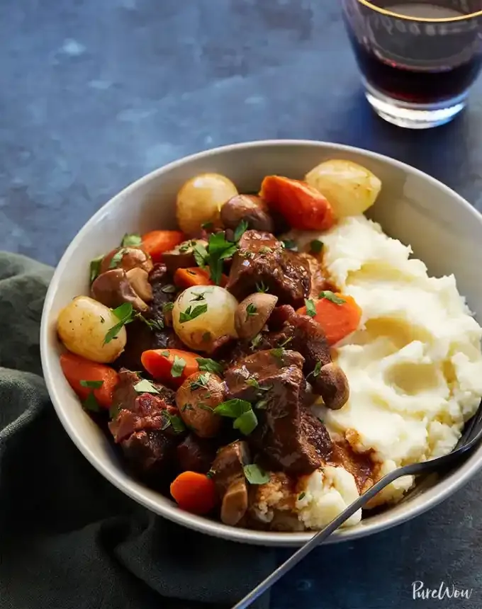 easy christmas dinner ideas: slow cooker beef bourguignon' title='75 Easy Christmas Dinner Ideas That Anyone Can Cook (and Everyone Will Love)