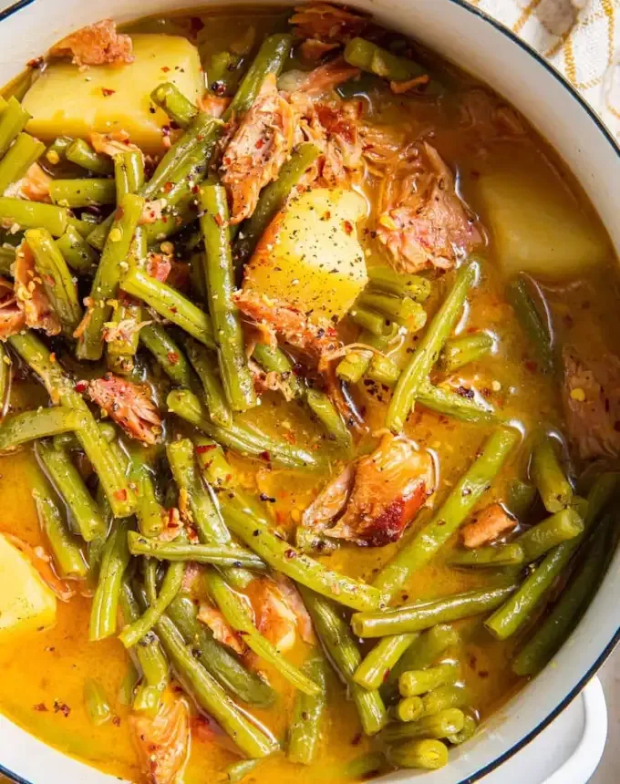 soul food recipes: southern green beans' title='35 Soul Food Recipes That Southerners Swear By (and Northerners Need to Try)