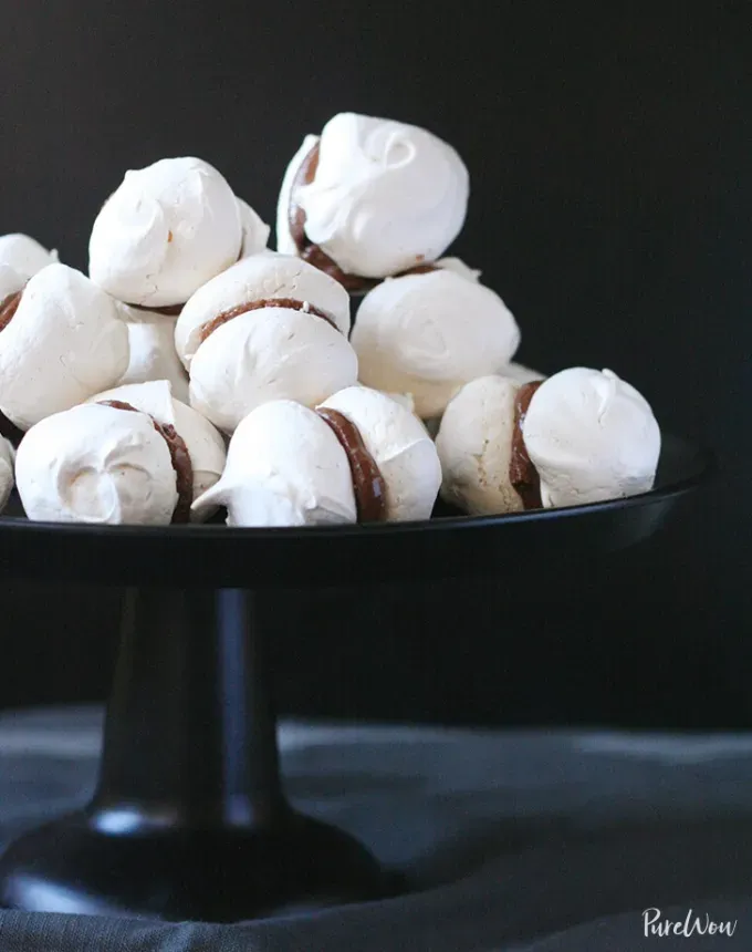 mini thanksgiving dessert recipes: nutella sandwich cookies' title='54 Mini Thanksgiving Desserts That Are (Almost) Too Cute to Eat