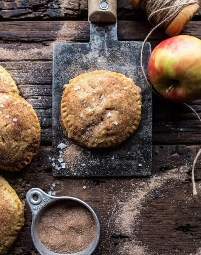 mini thanksgiving dessert recipes: mini apple pies' title='54 Mini Thanksgiving Desserts That Are (Almost) Too Cute to Eat