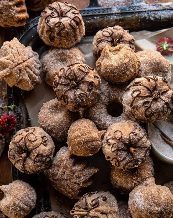 mini thanksgiving dessert recipes: mini apple cider cakes' title='54 Mini Thanksgiving Desserts That Are (Almost) Too Cute to Eat