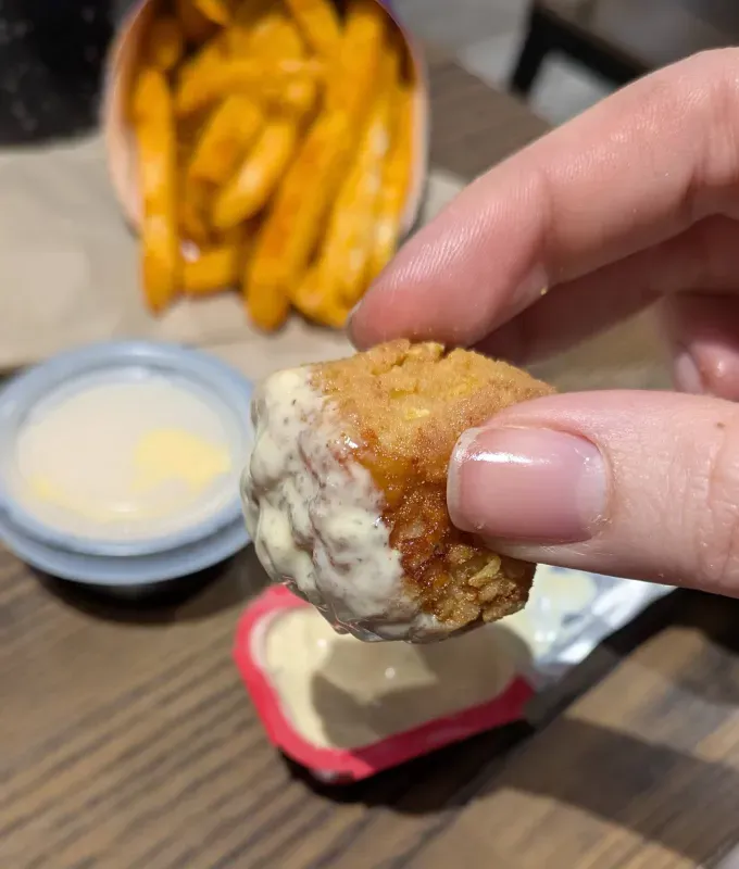 taco bell chicken nuggets dipped in hidden valley ranch fire sauce' fetchpriority='auto' title='I Thought Taco Bell Had No Business Selling Chicken Nuggets—Until I Tried Them