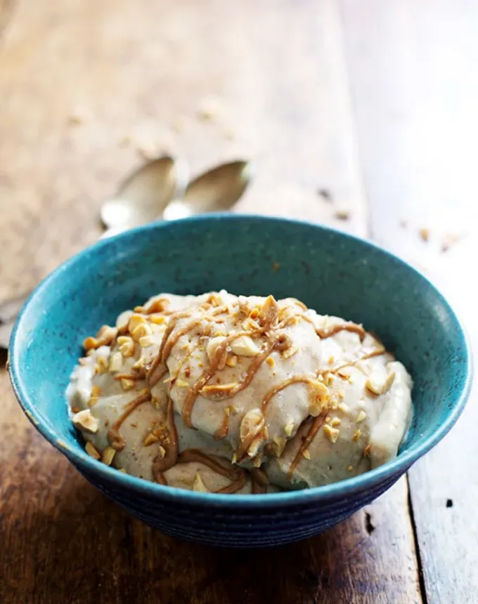healthy midnight snacks: bananas and peanut butter' title='25 Healthy Late-Night Snacks to Satisfy Midnight Cravings