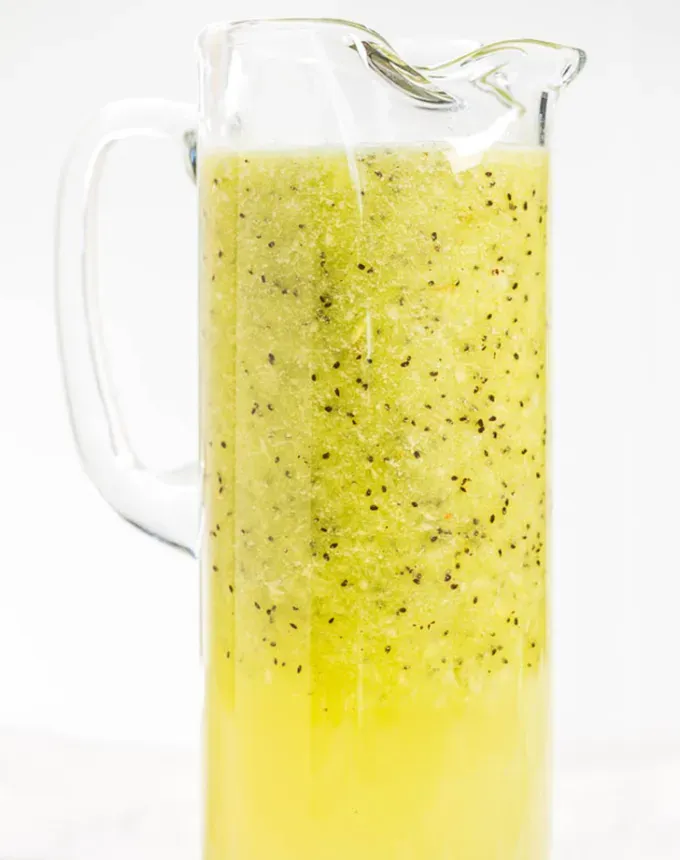 healthy juice recipes: kiwi water' title='15 Healthy Juice Recipes Plus a Nutritionist’s Tips for Making It at Home