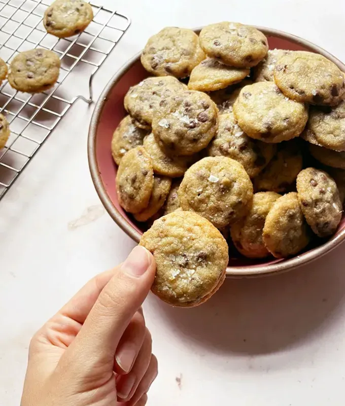 mini christmas desserts: mini chocolate chip cookies' title='31 Mini Christmas Desserts That Are Equal Parts Delightful and Delicious