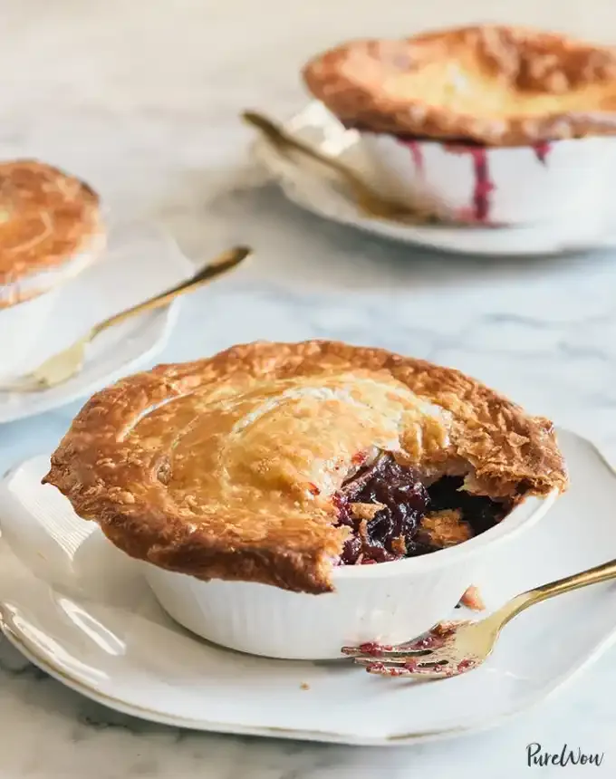 mini christmas desserts: mini cranberry pot pies' title='31 Mini Christmas Desserts That Are Equal Parts Delightful and Delicious
