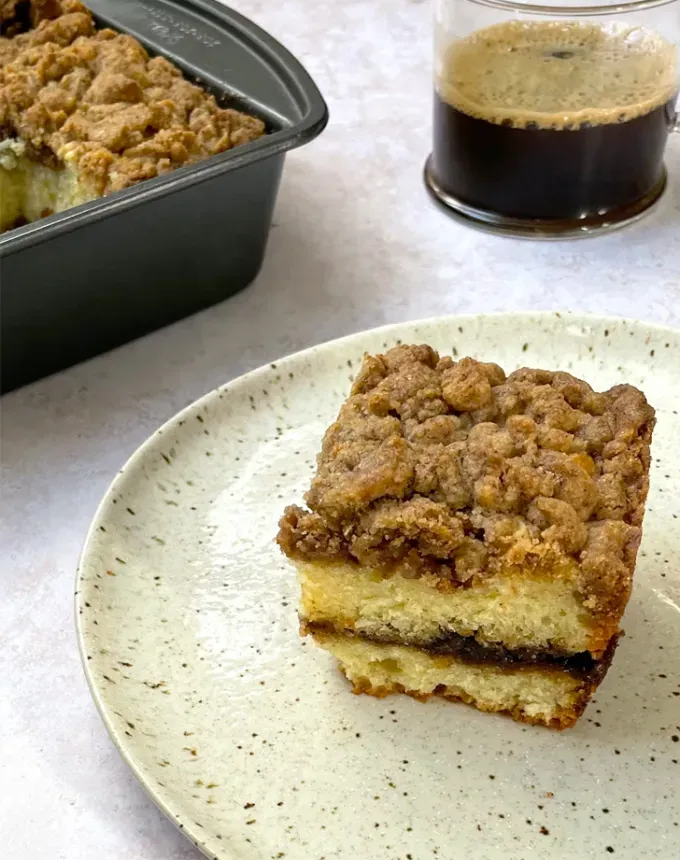 cold breakfast recipes espresso streusel coffee cake' title='26 Cold Breakfast Recipes for Busy Mornings