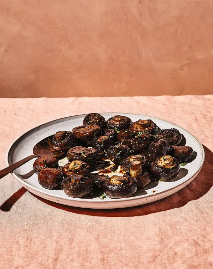 what to serve with polenta: balsamic thyme roasted mushrooms' title='Wondering What to Serve with Polenta? Here Are 27 Ideas from Hearty to Healthy