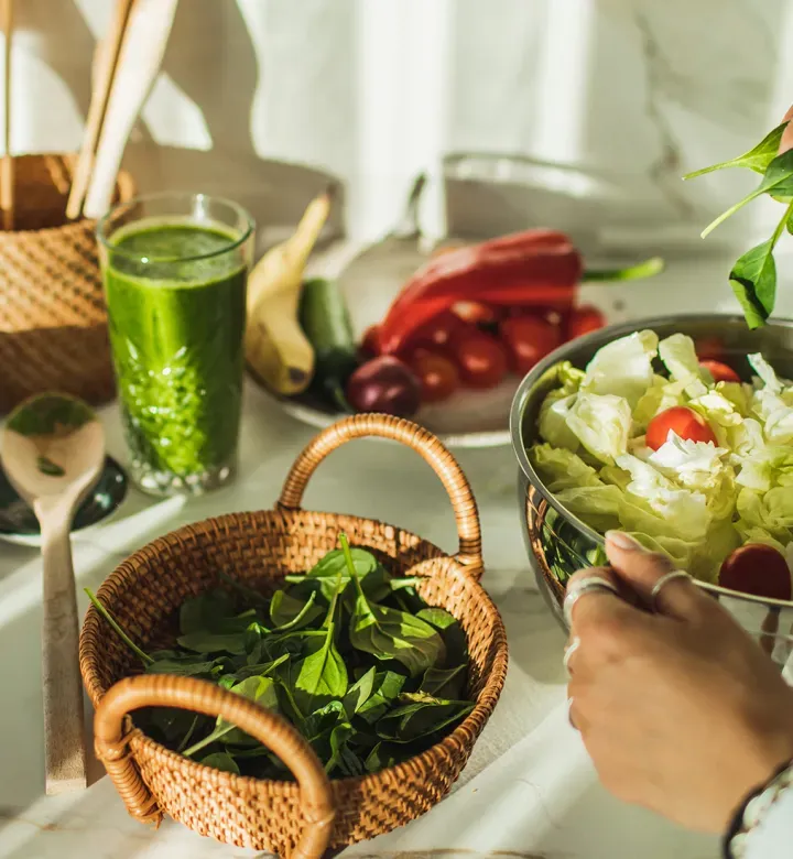 14 erityyppistä salaattia sekä kuinka palvella niitä kaikkia