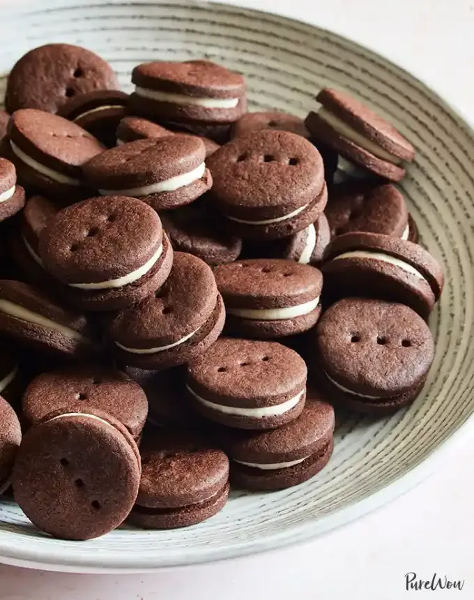 picnic food ideas: mini sandwich cookies' title='68 Picnic Food Ideas to Pack in Your Basket