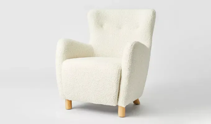 most comfortable reading chairs 3' title='Reviewed: The Most Comfortable Reading Chairs for Curling Up in Style