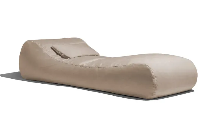 outdoor chaise 8' title='10 Comfortable Outdoor Chaise Lounge Chairs to Make Your Backyard Feel Like a 5-Star Resort