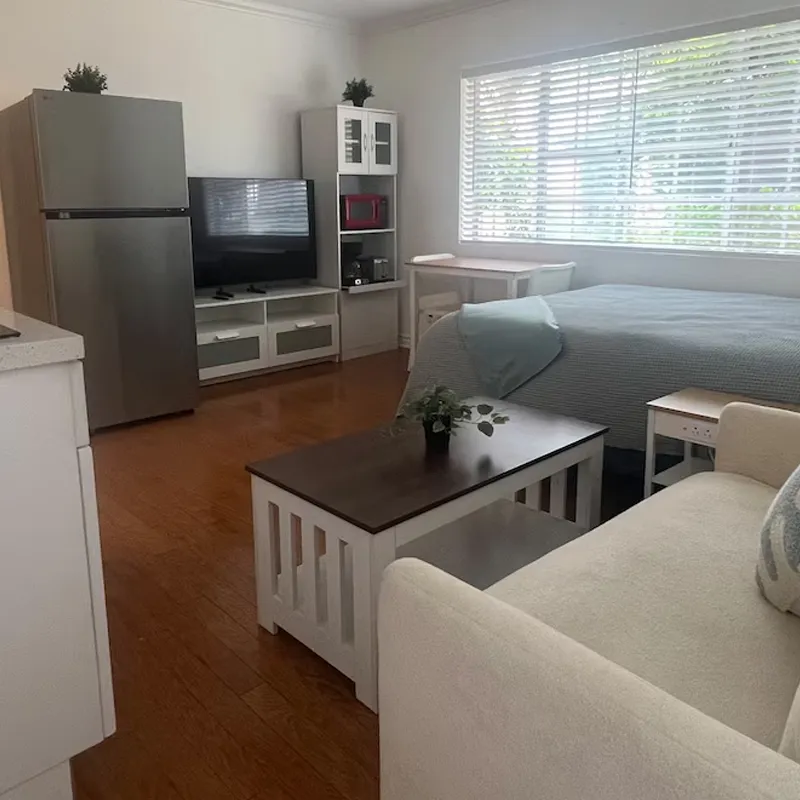 bedroom' title='The 18 Most Charming Beach Towns in Southern California