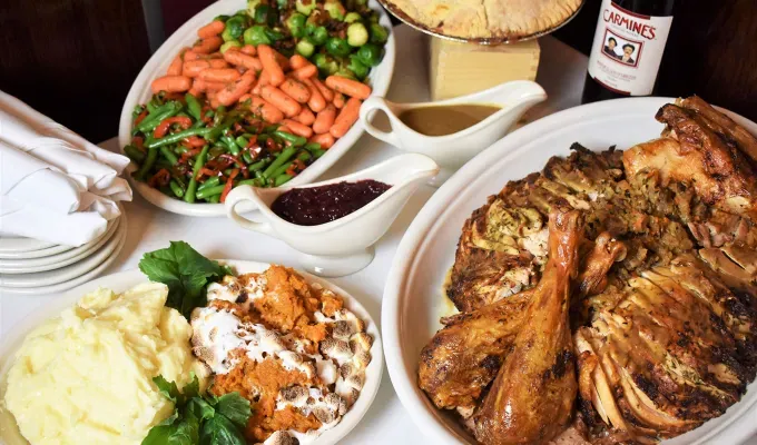 thanksgiving-dinner-and-catering-nyc-carmines' fetchpriority='auto' title='Where to Order Thanksgiving Dinner and Catering in NYC