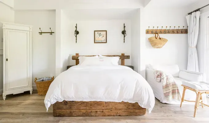 nancy meyers airbnb 5' title='From the Hamptons to Hudson Valley: 8 Nancy Meyers-Style Airbnbs I’d Book Tomorrow