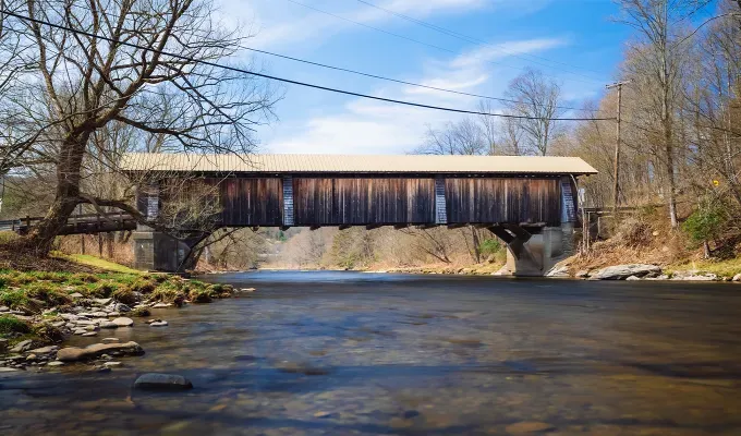 best small towns in the catskills livingston manor' fetchpriority='auto' title='10 Charming Small Towns in the Catskills