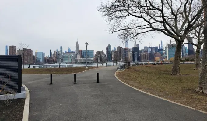 Newtown Barge Playground nyc fireworks july 4' title='The 12 Absolute Best Places to Watch the Fireworks in NYC