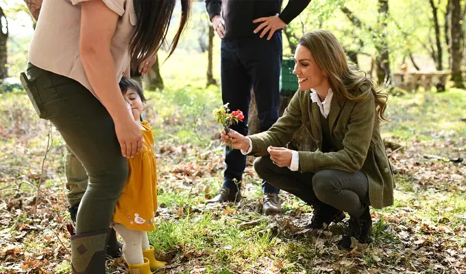 kate middleton outdoors' fetchpriority='auto' title='Kate Middleton Interrupts Summer Holiday to Share Surprise Video on Instagram