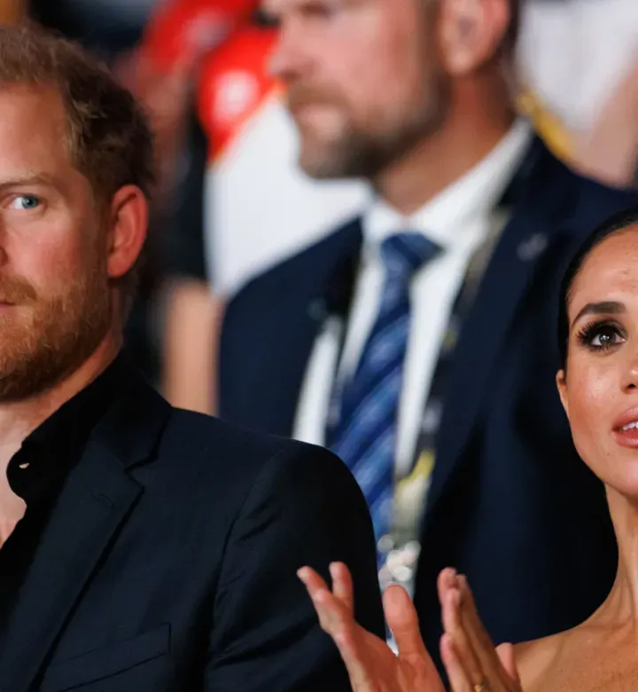 Sie werden nie erraten, was Meghan Markle gerade über ihre Beziehung zu Prinz Harry zugelassen hat
