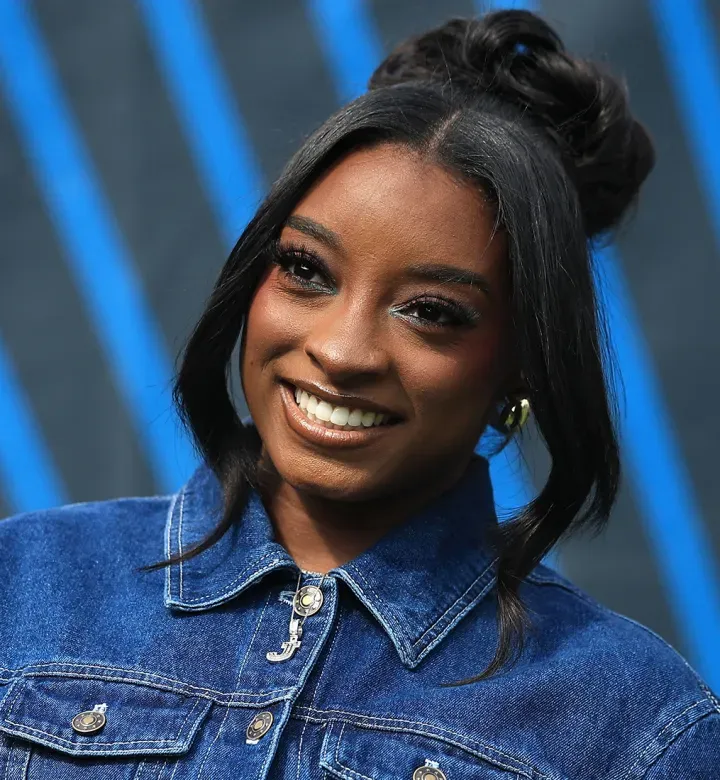 SimoneBiles ' fetchpriority='high' title='Simone Biles and Suni Lee Reunite & I’m Obsessed with Their Sideline Style