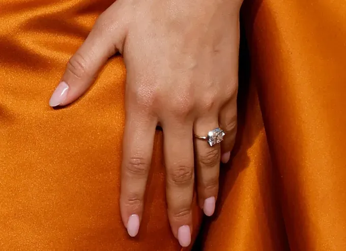 zendaya ring' fetchpriority='auto' title='Zendaya and Tom Holland Are Engaged (and a Jewelry Expert Just Weighed in on That Ring)